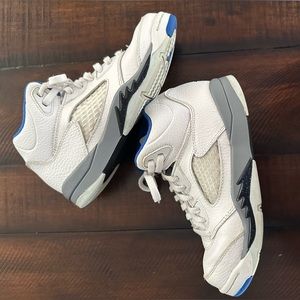 Used Youth Jordan 5 Retro size 2Y